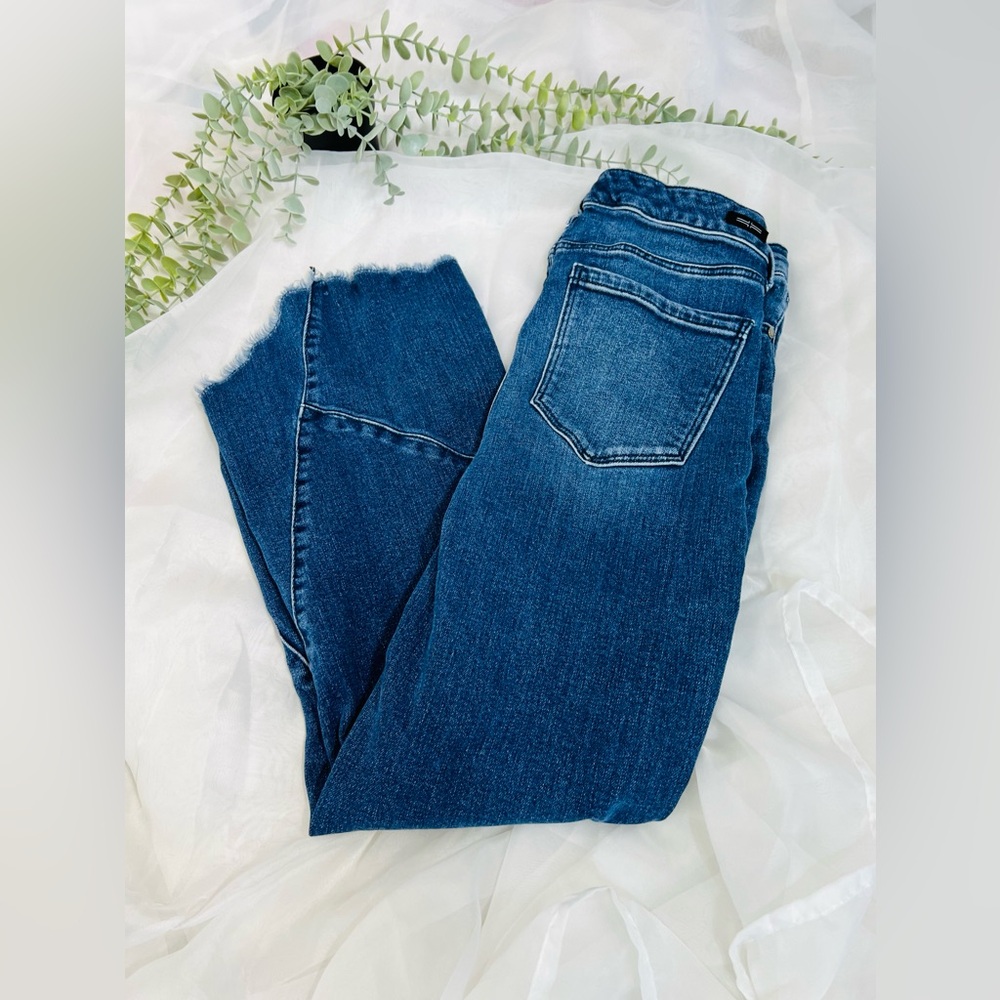 Liverpool Los Angeles The Cropped Flare Dark Wash Jean Size 6/28 - Picture 11 of 12